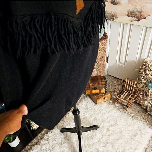 Vintage Ferretti Studio Stylish Fringe Detail Long Sleeve Sweater - Picture 5 of 14